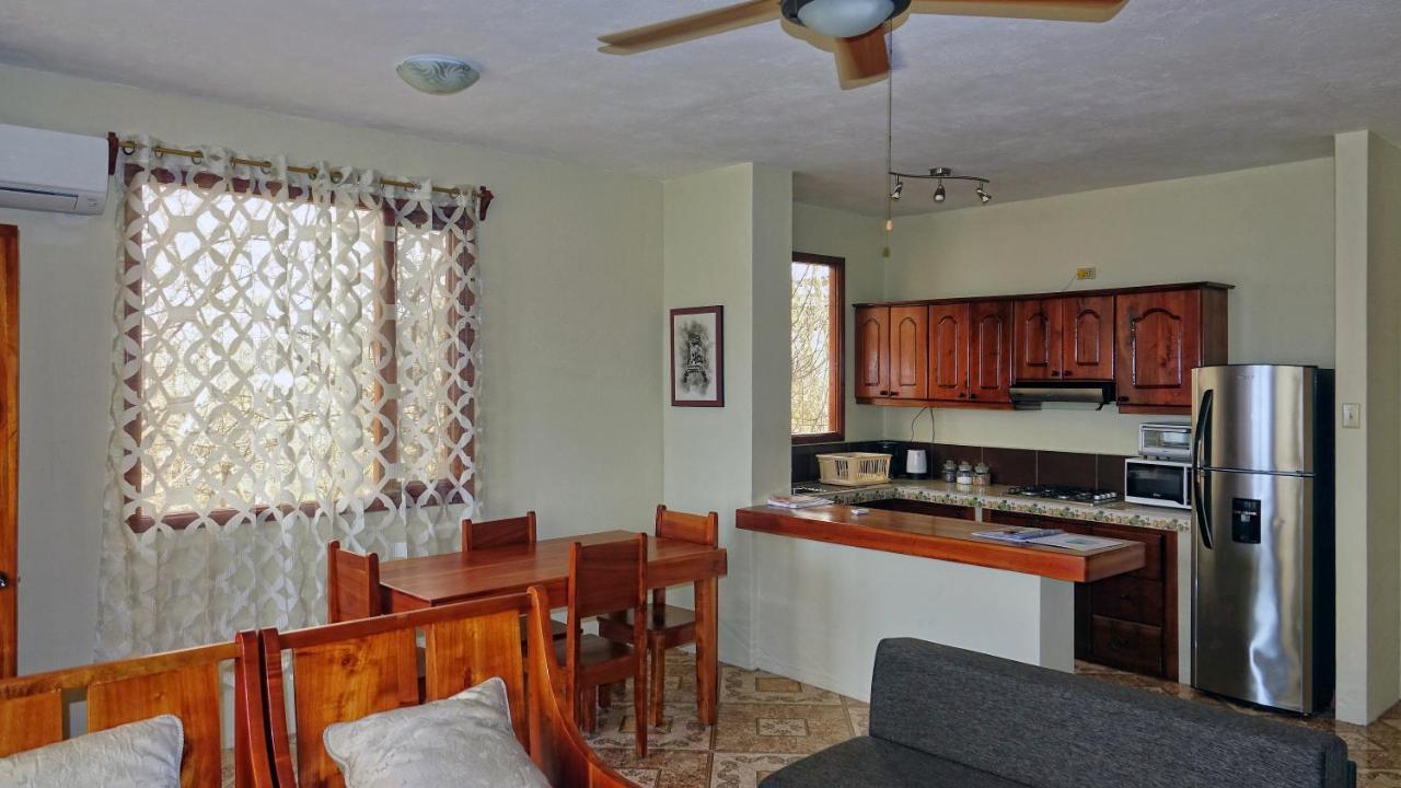 The Galeodan Suites Puerto Baquerizo Moreno Extérieur photo